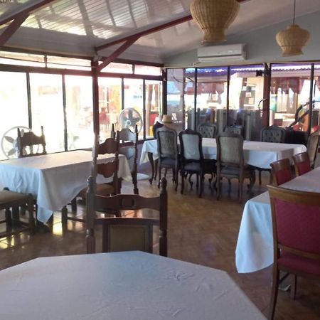 Hotel La Cueva Limon Extérieur photo