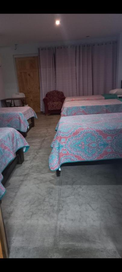Hotel La Cueva Limon Extérieur photo